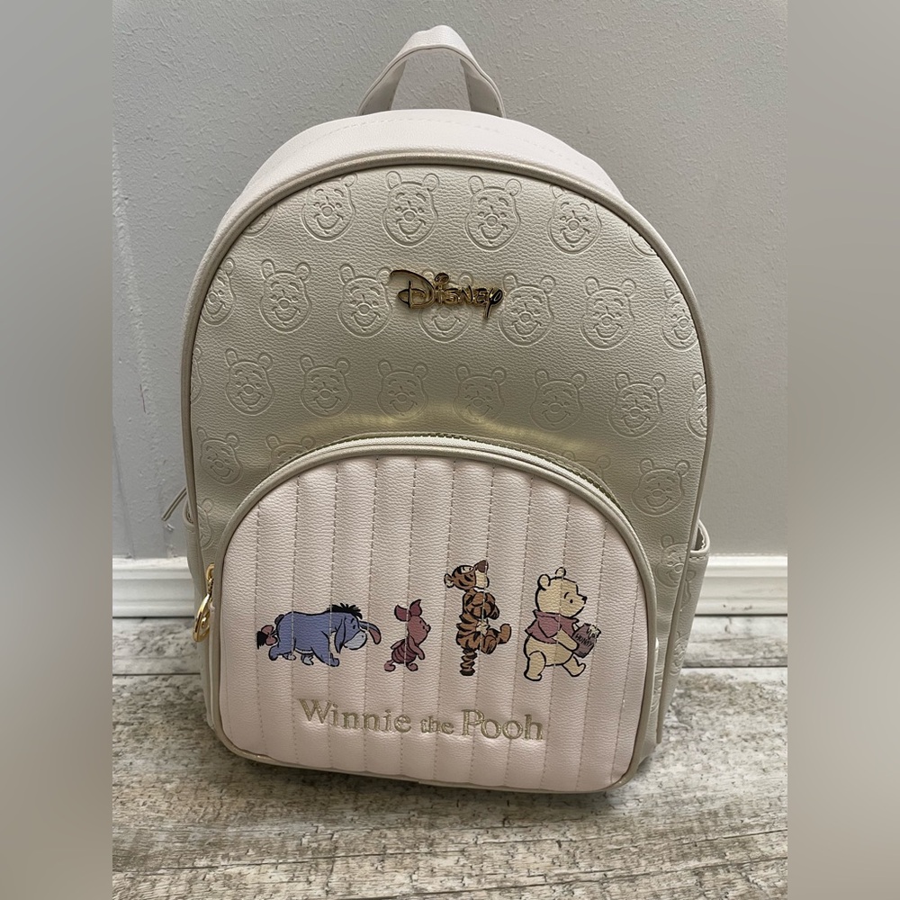 NWT Winnie the Pooh backpack